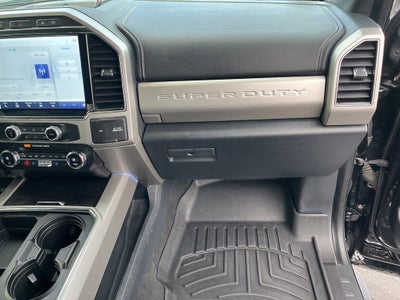 2022 Ford Super Duty F-450 DRW LARIAT