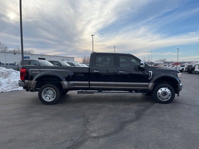 2022 Ford Super Duty F-450 DRW LARIAT