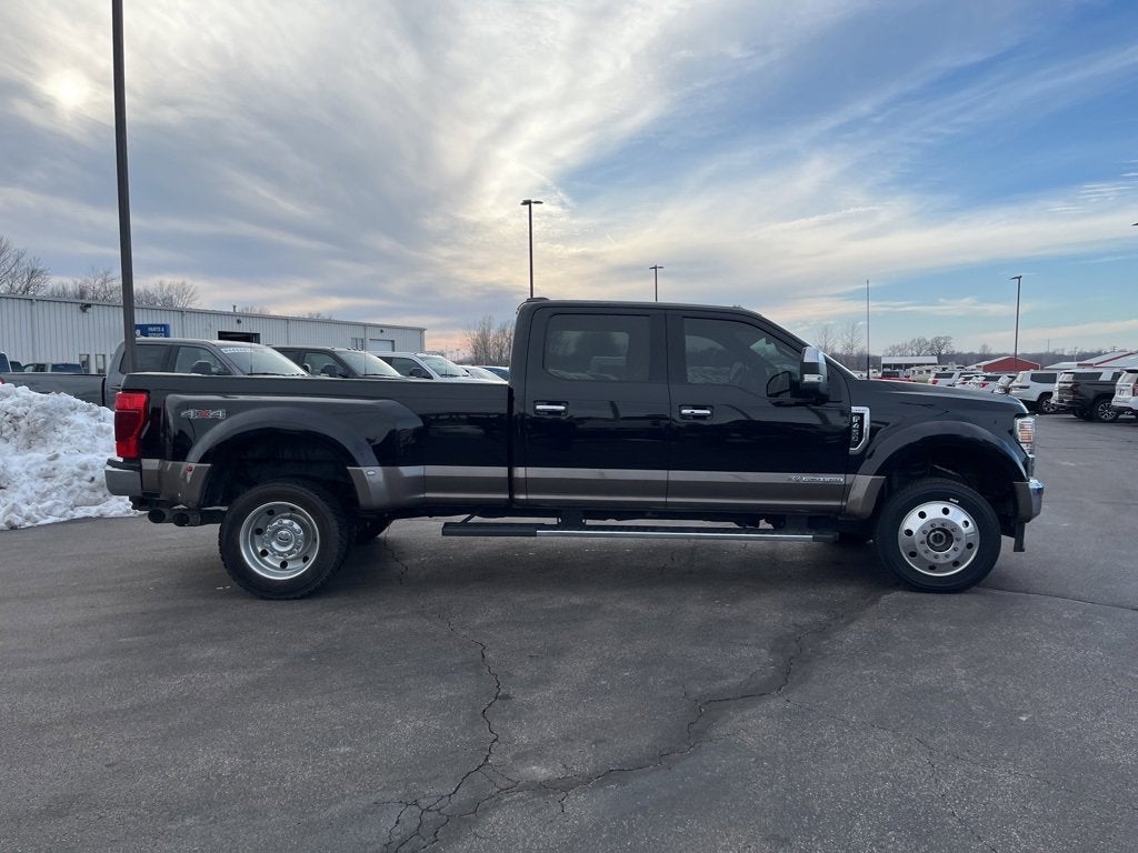 2022 Ford Super Duty F-450 DRW LARIAT