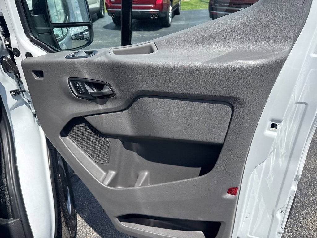 2025 Ford Transit Cargo Van Base