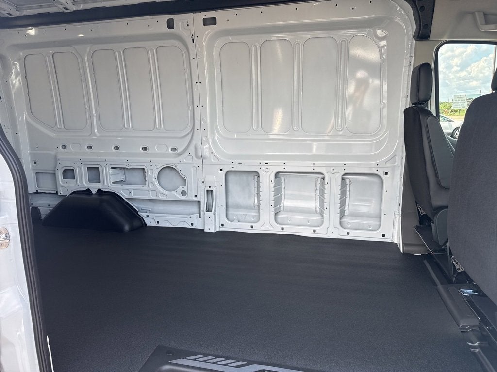 2025 Ford Transit Cargo Van Base