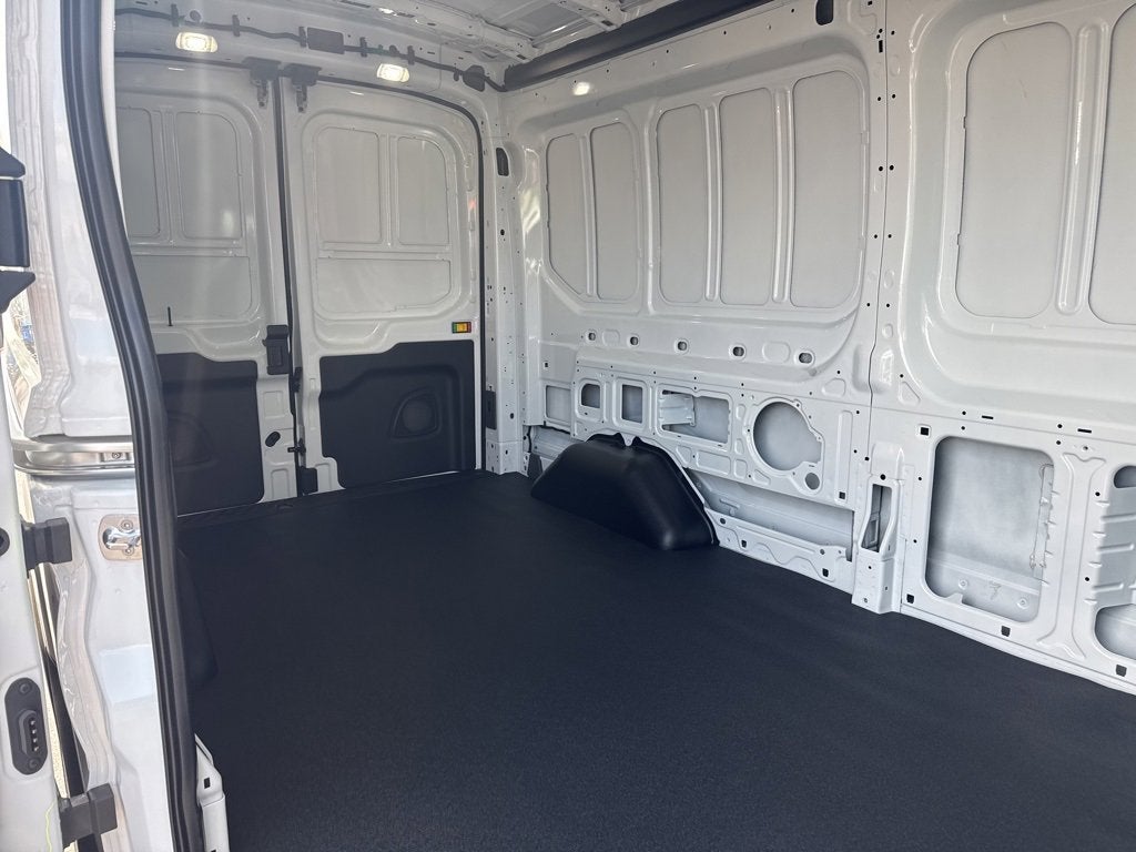 2025 Ford Transit Cargo Van Base