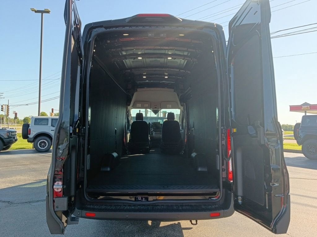 2026 Ford Transit Cargo Van Base