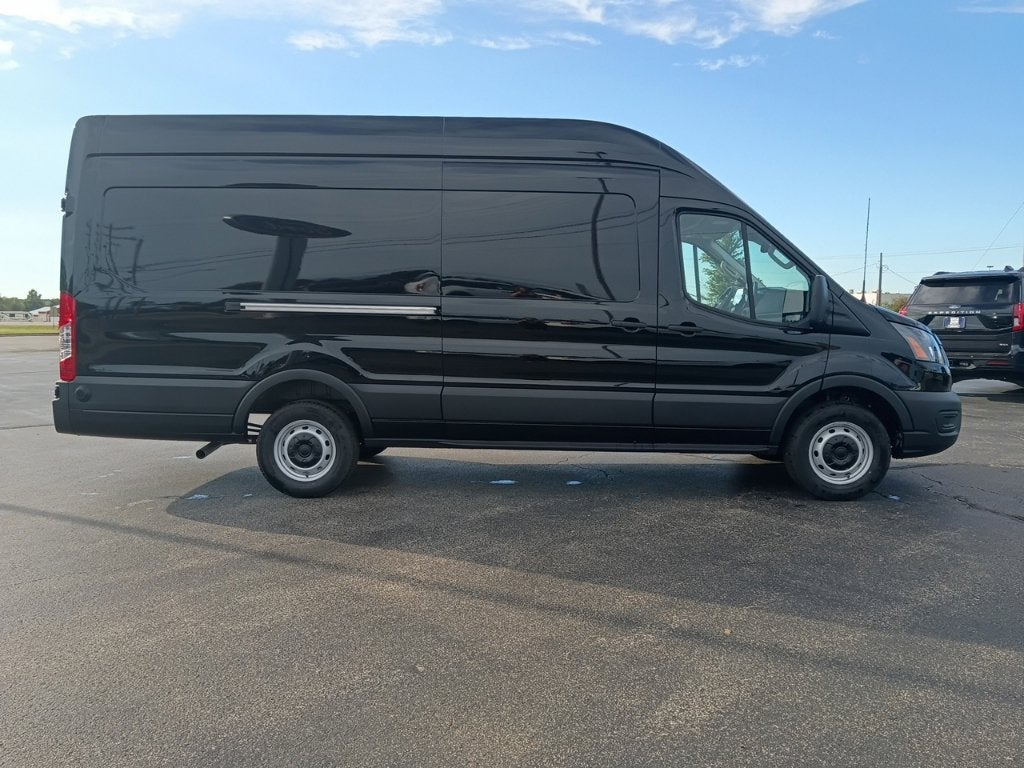 2027 Ford Transit Cargo Van Base