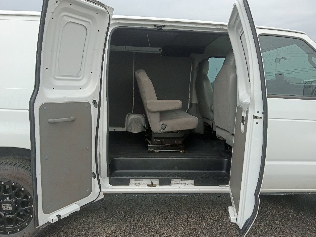 2014 Ford Econoline Cargo Van Commercial