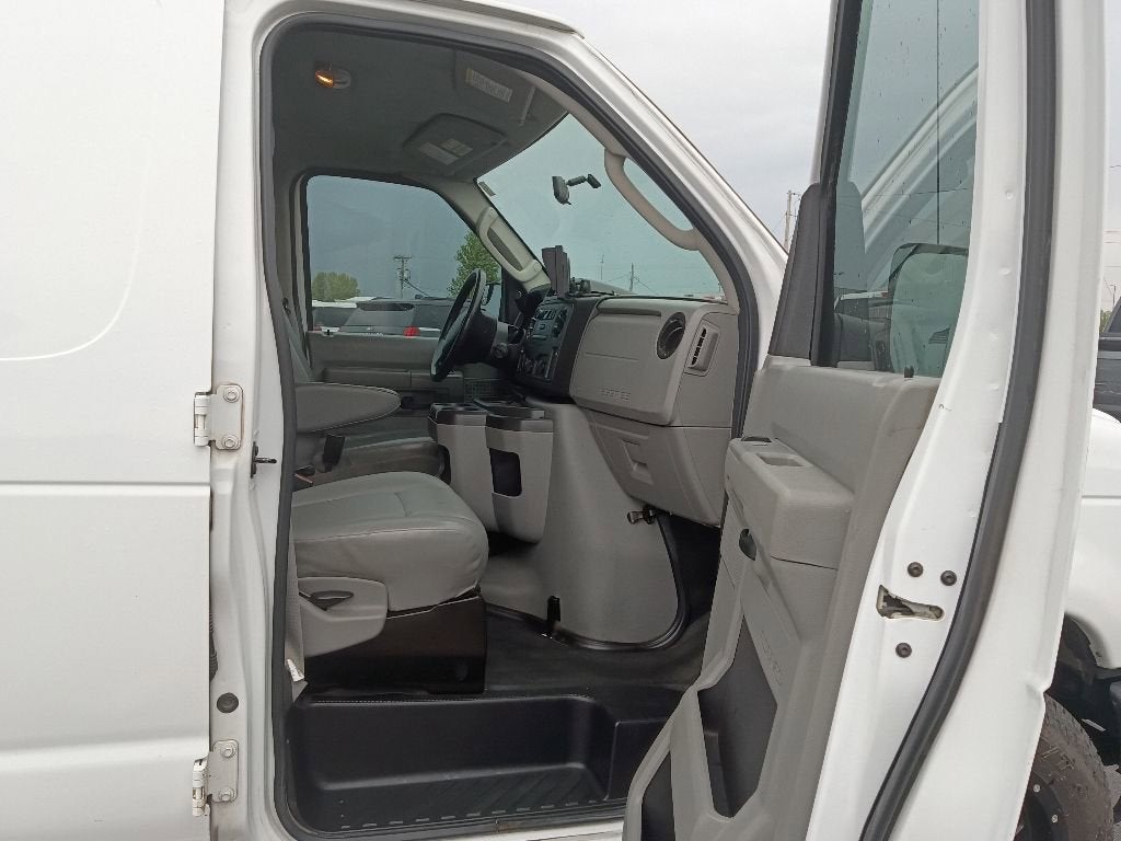 2014 Ford Econoline Cargo Van Commercial