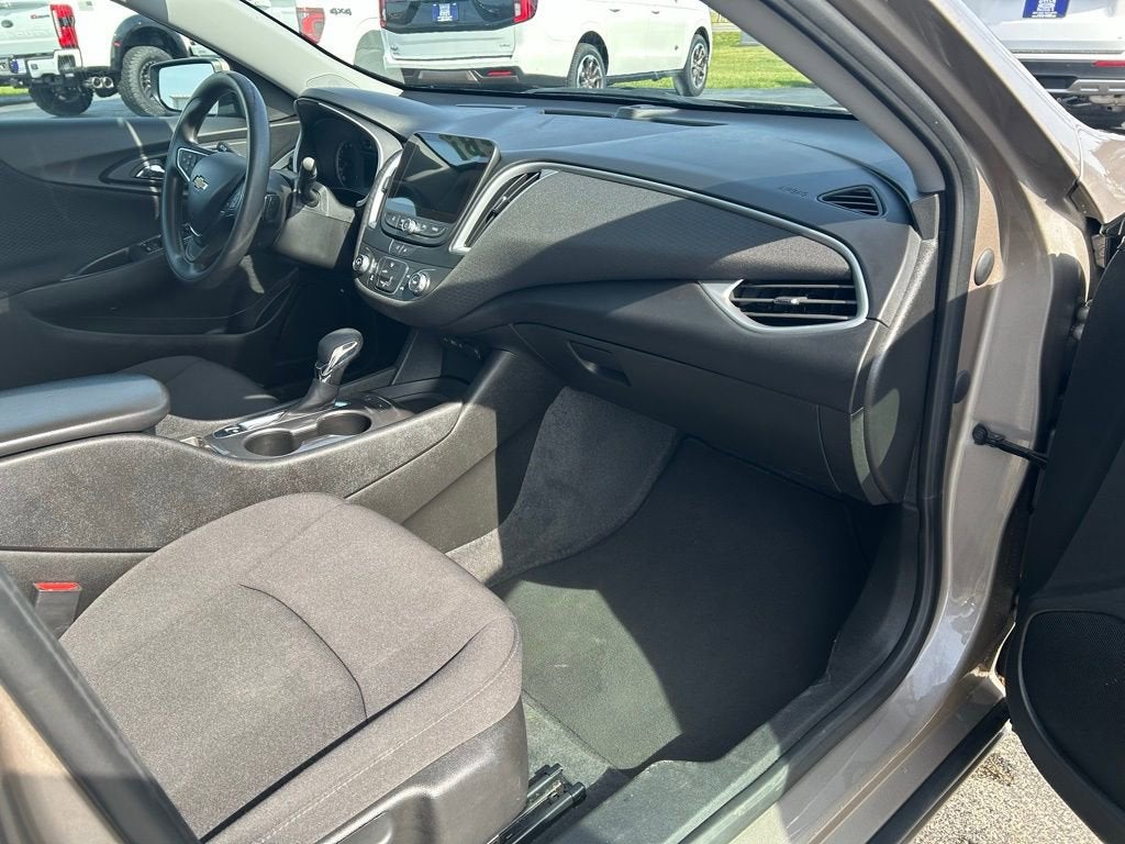 2024 Chevrolet Malibu LS