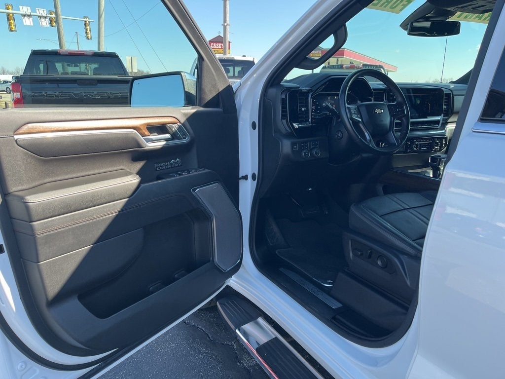 2023 Chevrolet Silverado 1500 High Country