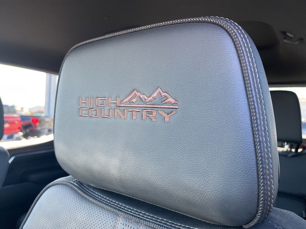 2023 Chevrolet Silverado 1500 High Country