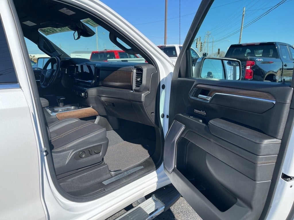 2023 Chevrolet Silverado 1500 High Country