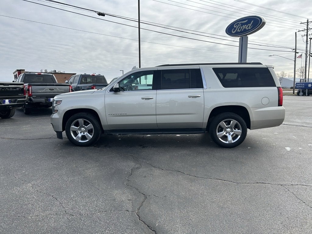 2017 Chevrolet Suburban LT
