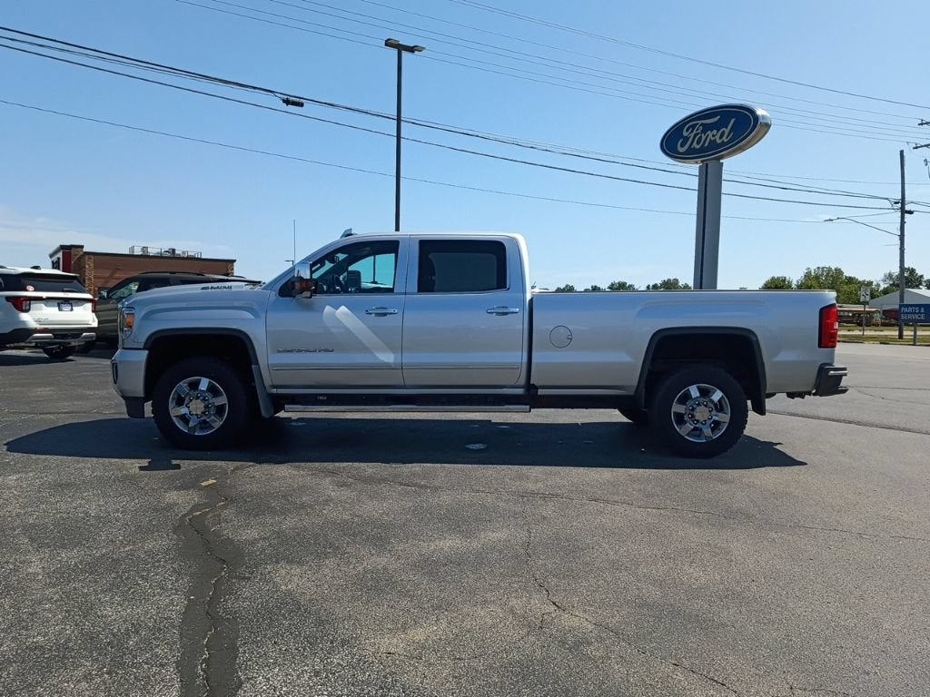 2019 GMC Sierra 3500HD Denali