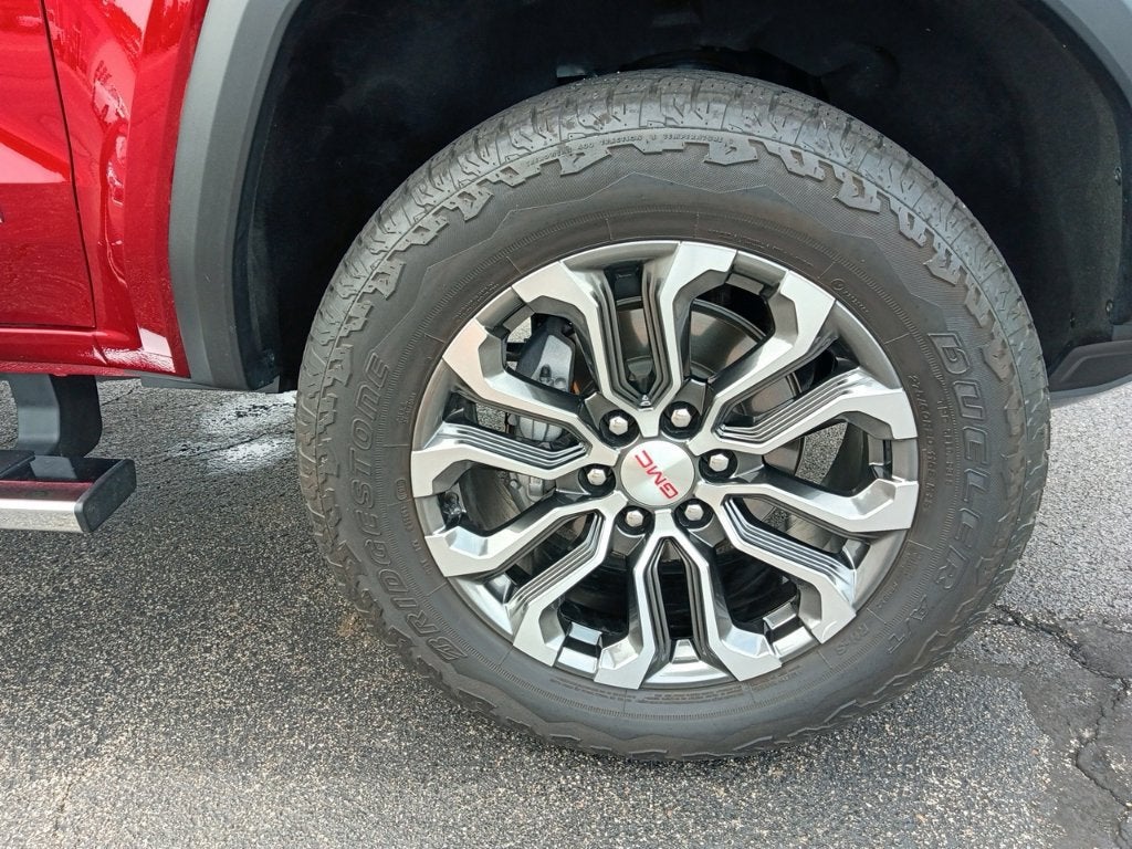 2024 GMC Canyon 4WD Denali