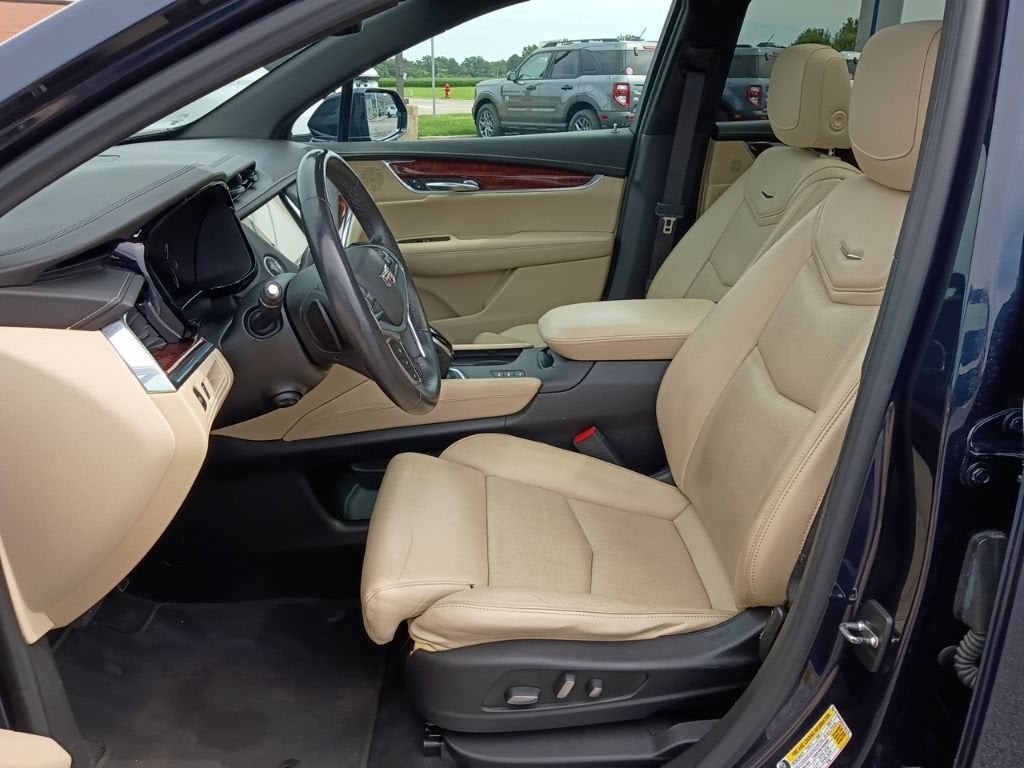 2017 Cadillac XT5 Premium Luxury AWD