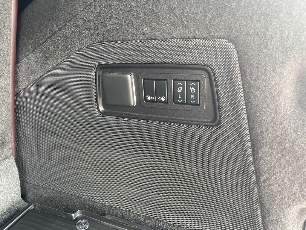 2022 Cadillac Escalade Sport Platinum