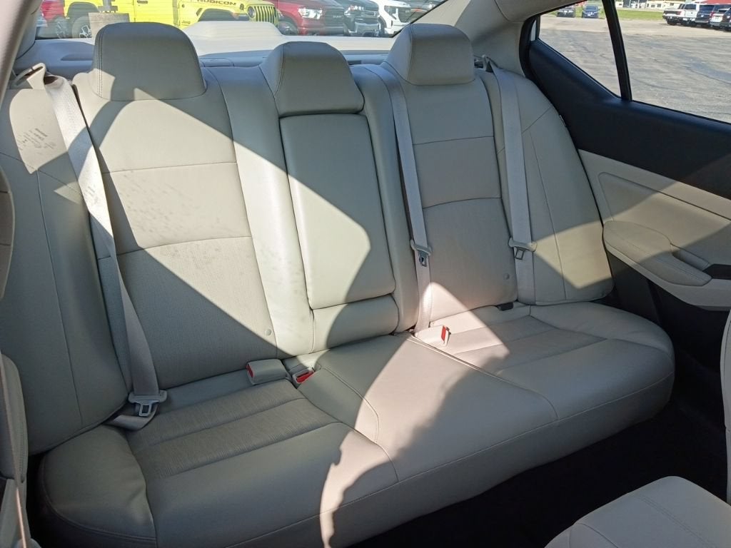 2021 Nissan Altima 2.5 SL