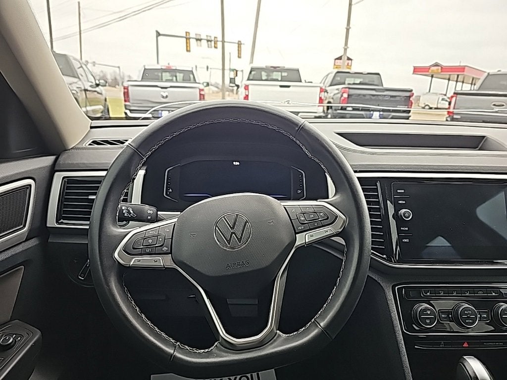 2022 Volkswagen Atlas 3.6L V6 SE w/Technology