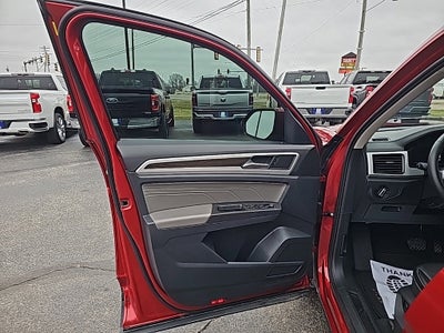 2022 Volkswagen Atlas 3.6L V6 SE w/Technology
