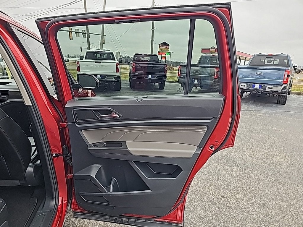 2022 Volkswagen Atlas 3.6L V6 SE w/Technology