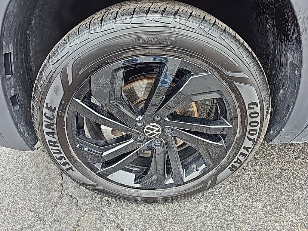 2022 Volkswagen Atlas 3.6L V6 SE w/Technology