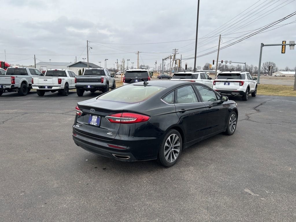 2020 Ford Fusion SE