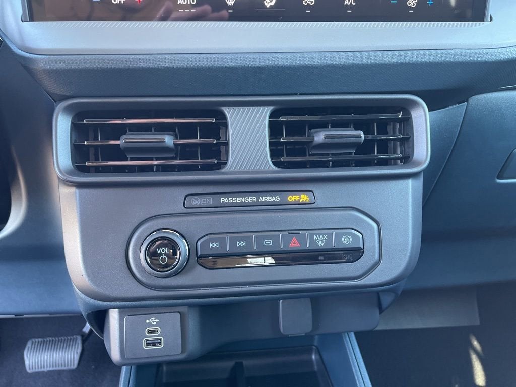 2025 Ford Maverick XL