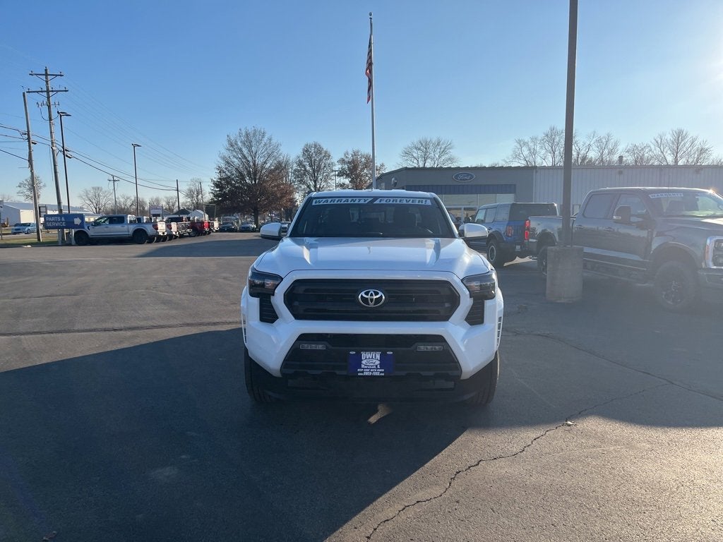2024 Toyota Tacoma 4WD SR5