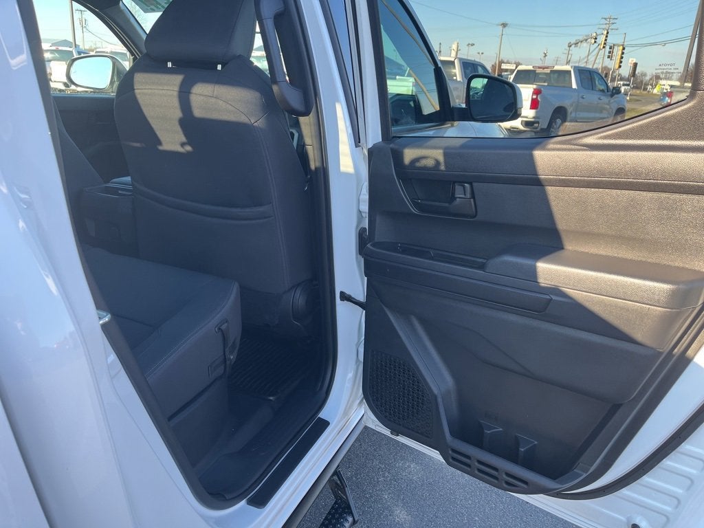 2024 Toyota Tacoma 4WD SR5