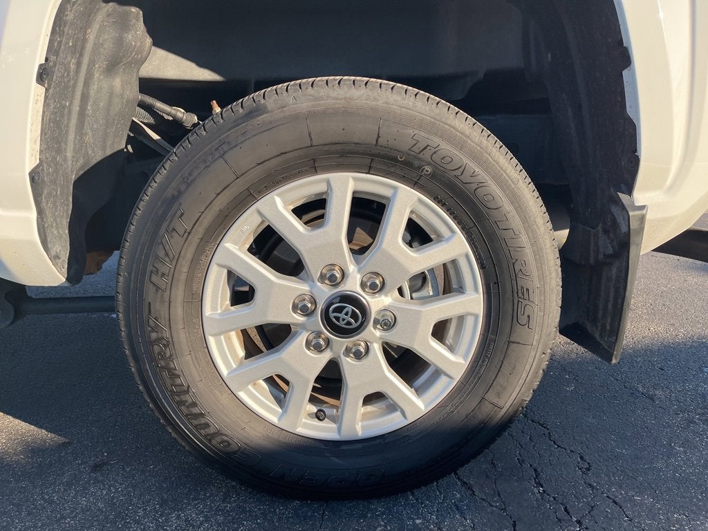 2024 Toyota Tacoma 4WD SR5