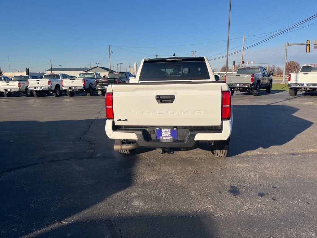 2024 Toyota Tacoma 4WD SR5