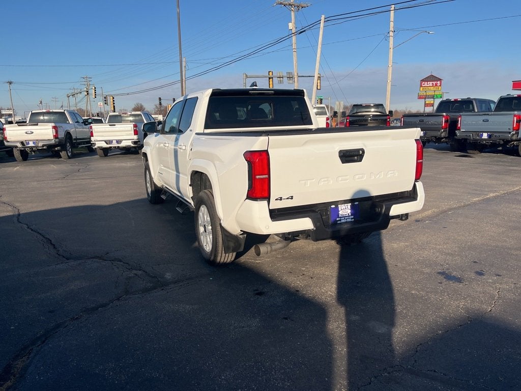 2024 Toyota Tacoma 4WD SR5