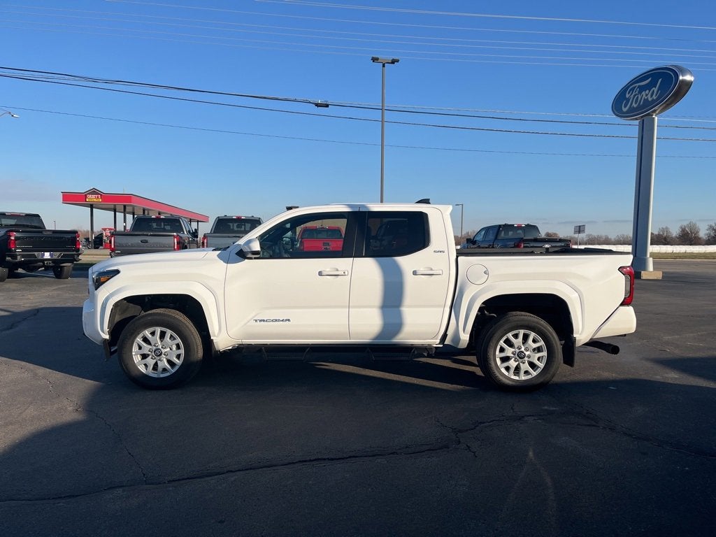 2024 Toyota Tacoma 4WD SR5