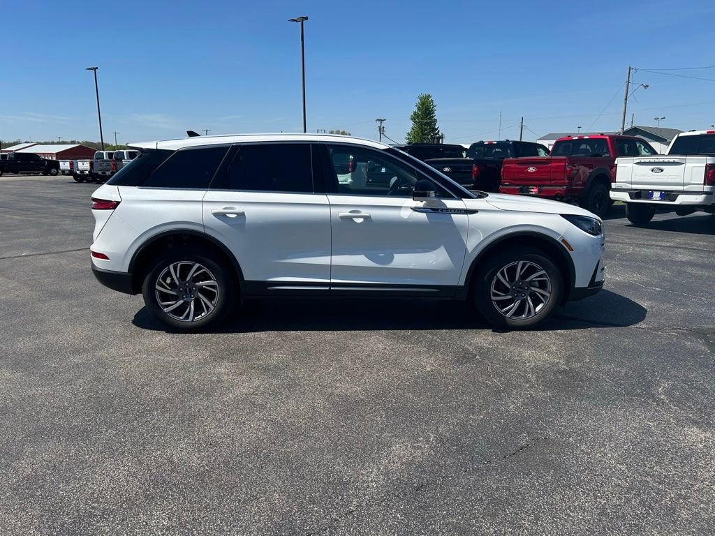 2023 Lincoln Corsair Standard