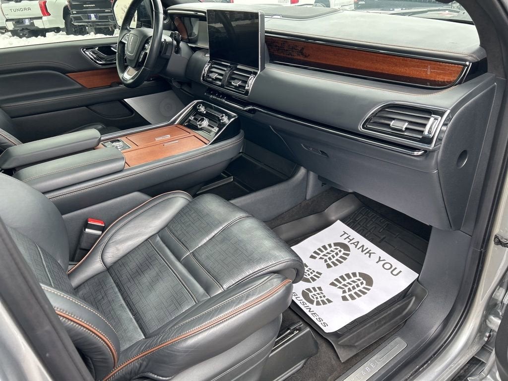 2024 Lincoln Navigator Black Label