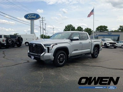 2025 Toyota Tundra 4WD SR5