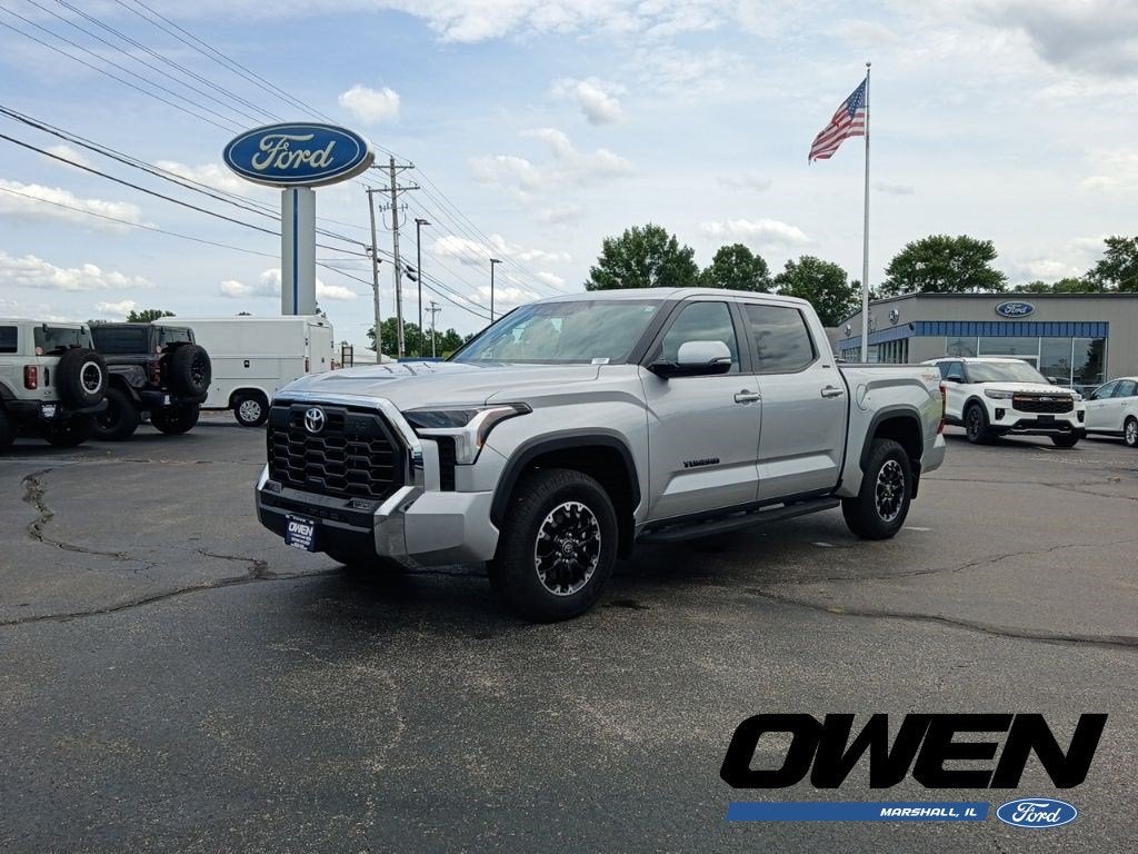 2025 Toyota Tundra 4WD SR5