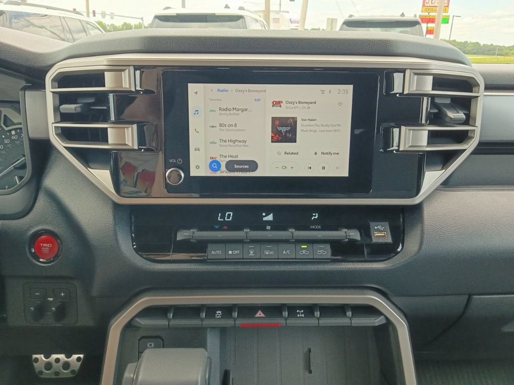 2025 Toyota Tundra 4WD SR5