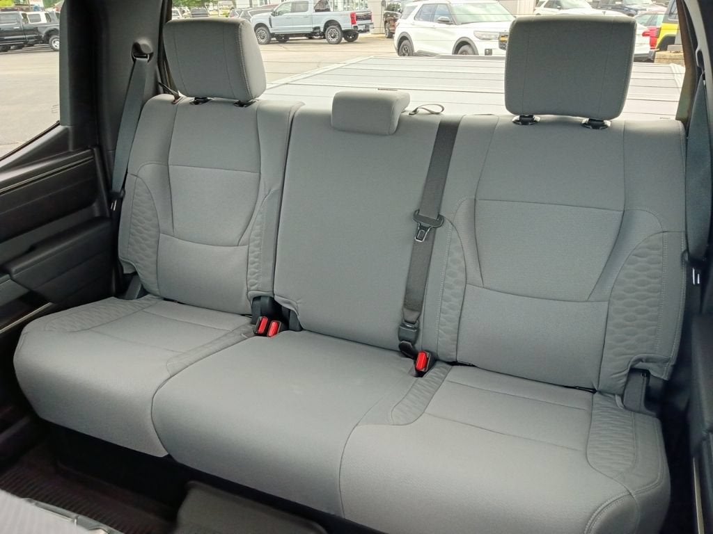 2025 Toyota Tundra 4WD SR5