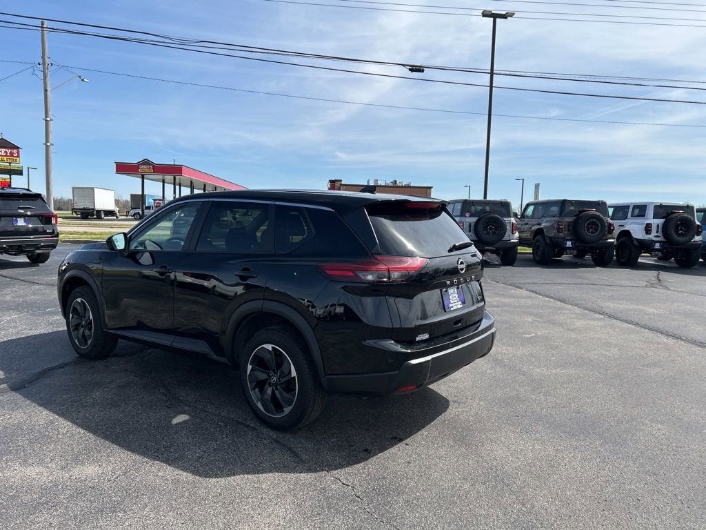 2024 Nissan Rogue SV