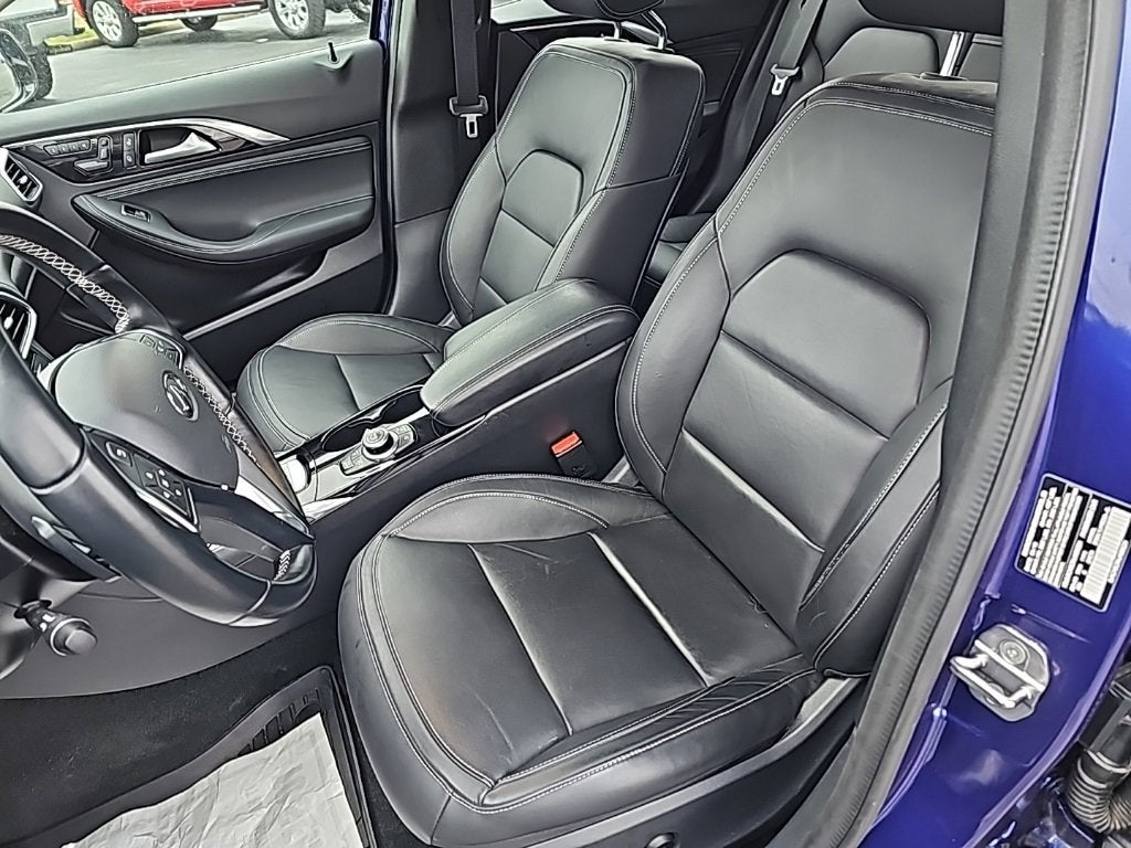 2018 INFINITI QX30 ESSENTIAL