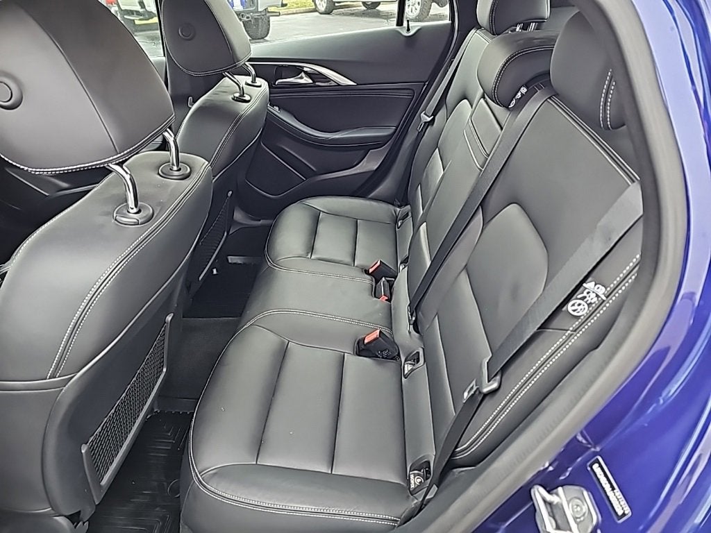 2018 INFINITI QX30 ESSENTIAL