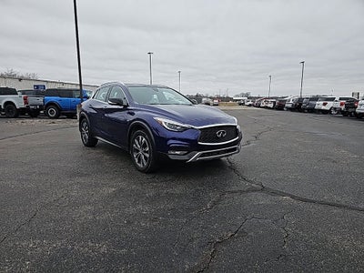 2018 INFINITI QX30 ESSENTIAL