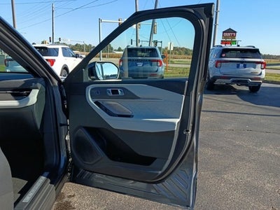 2027 Ford Explorer Platinum