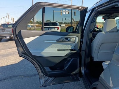 2027 Ford Explorer Platinum